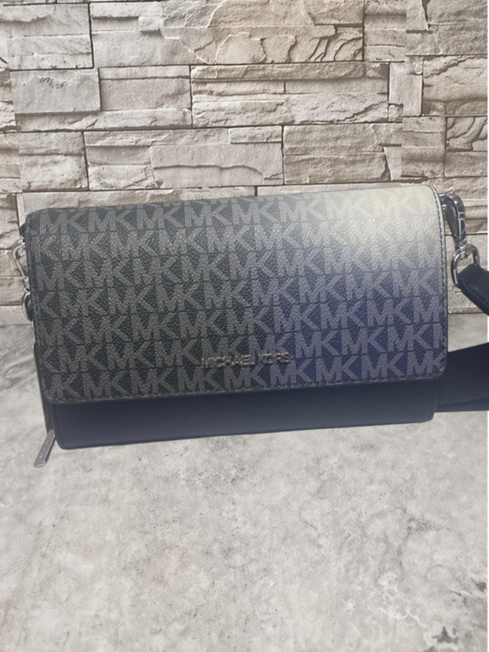 Michael Kors Large Zip Around Wallet Crossbody Bag Black Blue Gray Ombré Logo